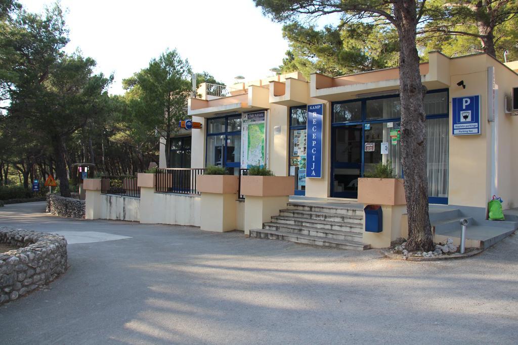 Mobile Homes Holiday Dream Baška Voda Extérieur photo
